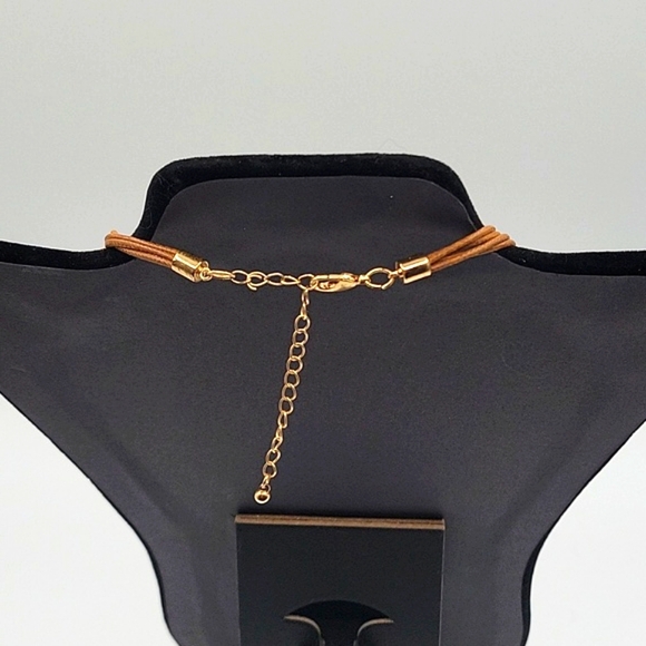 Vintage Statement Necklace Tan Faux Suede Animal Print - Picture 4 of 6